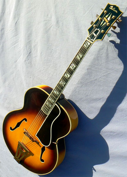 1939 Gibson Super 400